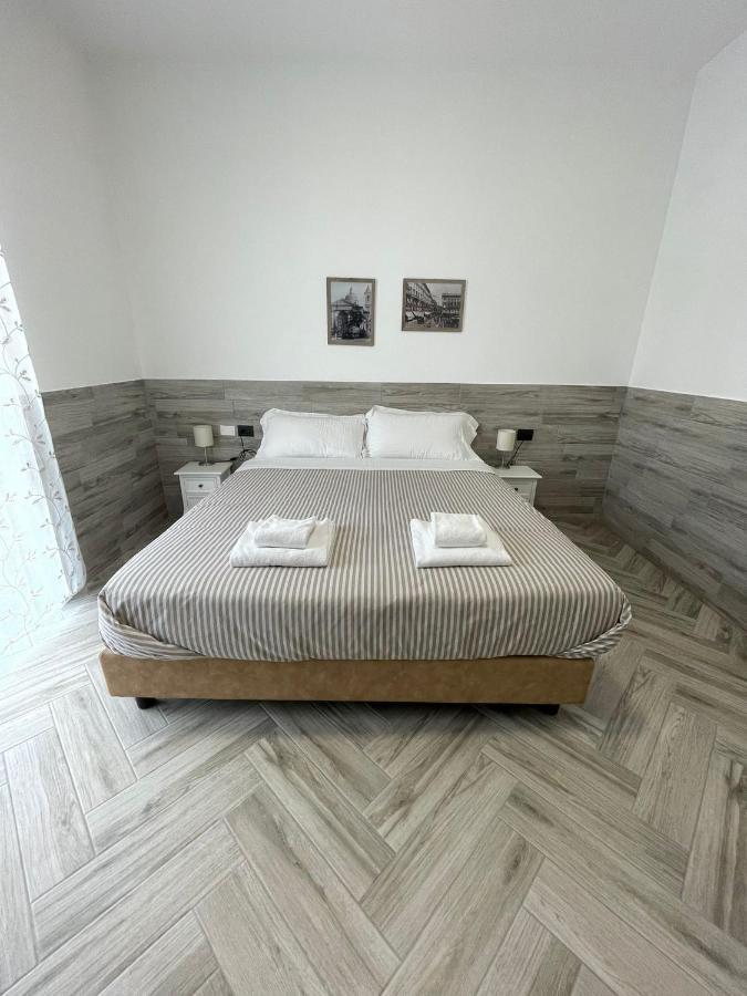 Holiday Rooms رو المظهر الخارجي الصورة