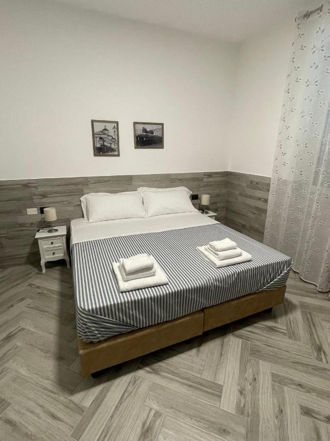 Holiday Rooms رو المظهر الخارجي الصورة